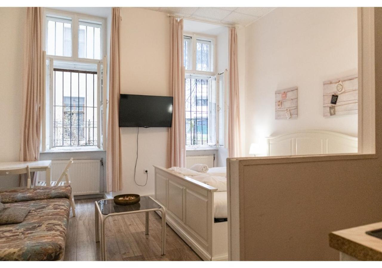 Stylish Apt - Ideal For Longstays Near Matzleinsdorferplatz เวียนนา ภายนอก รูปภาพ
